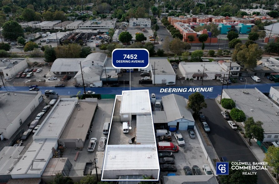 7452 Deering Ave, Canoga Park, CA à louer - Photo de l’immeuble – Image 3 sur 6