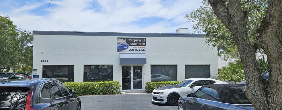 1447 Rail Head Blvd, Naples, FL à louer - Photo de l’immeuble – Image 2 sur 4
