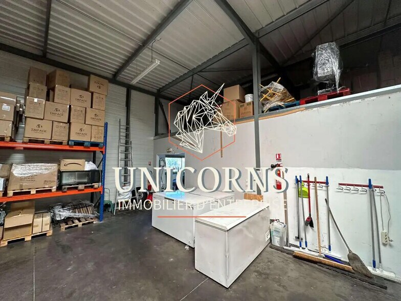 Industriel/Logistique dans Carbonne à vendre - Photo de l’immeuble – Image 3 sur 4