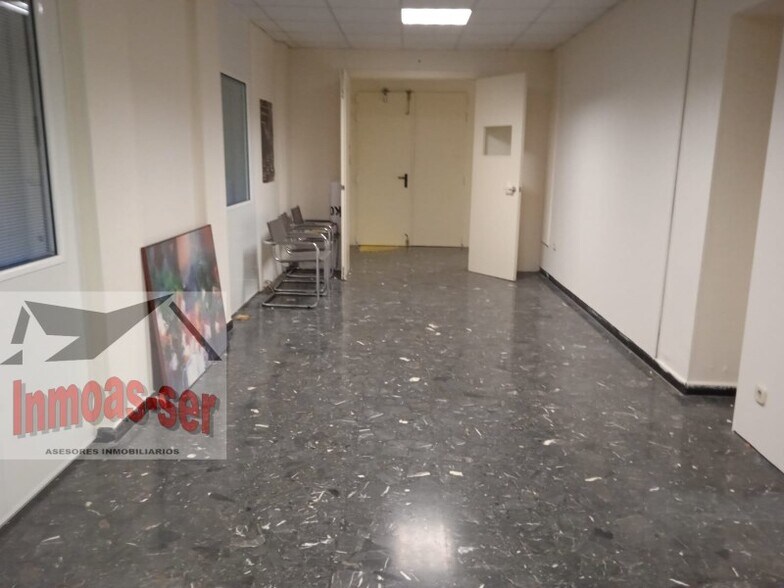 Immeuble residentiel dans Barcelone, Barcelona à vendre - Photo intérieure – Image 2 sur 3