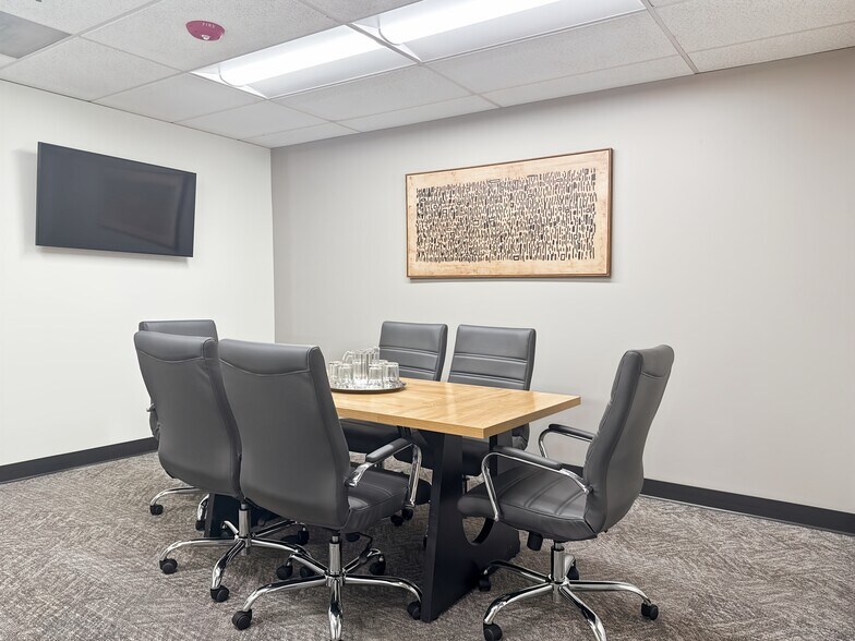 3900 S Wadsworth Blvd, Lakewood, CO à louer - Photo intérieure – Image 2 sur 32