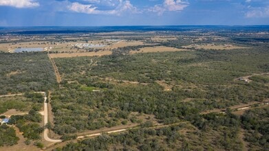 879 County Road 421, Gonzales, TX - VUE AÉRIENNE  vue de carte - Image1