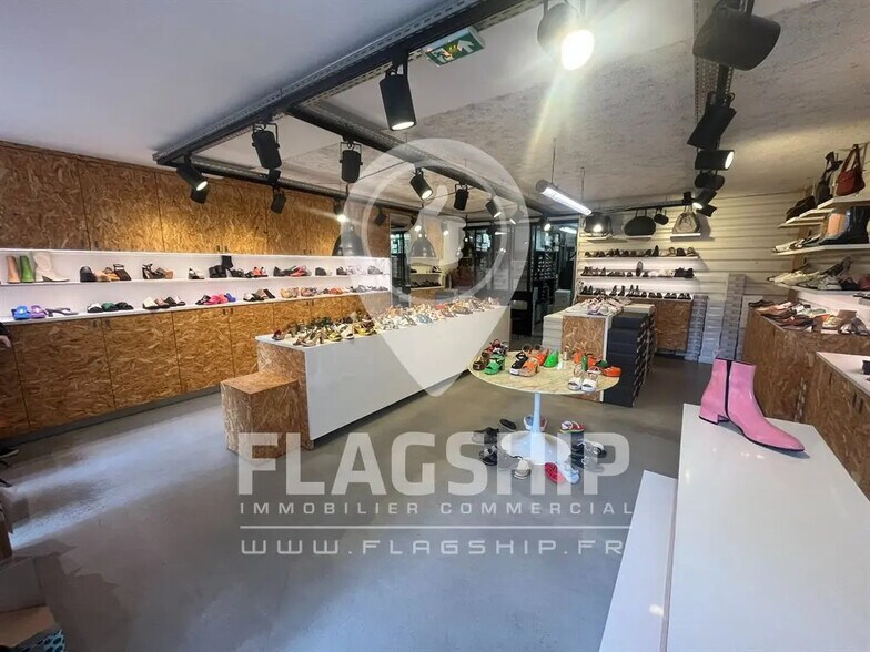 Local commercial dans Paris à louer - Photo de l’immeuble – Image 3 sur 4