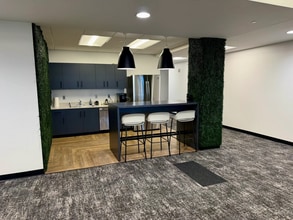 11010 Burdette St, Omaha, NE à louer Photo intérieure– Image 2 sur 5