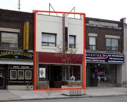 1974 Danforth Ave, Toronto ON - immobilier d'entreprise