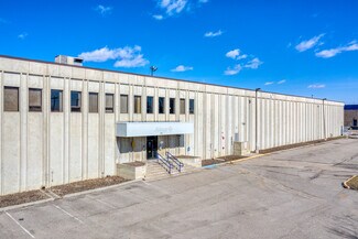 Plus de détails pour 7704 30th St SE, Calgary, AB - Bureau à louer