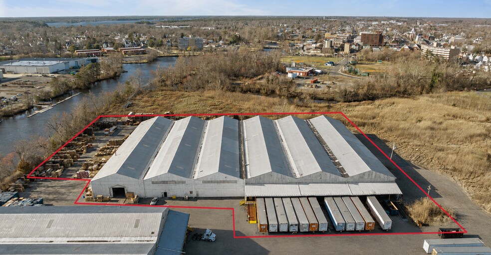 328 S 2nd St, Millville, NJ à louer - Photo de l’immeuble – Image 3 sur 5