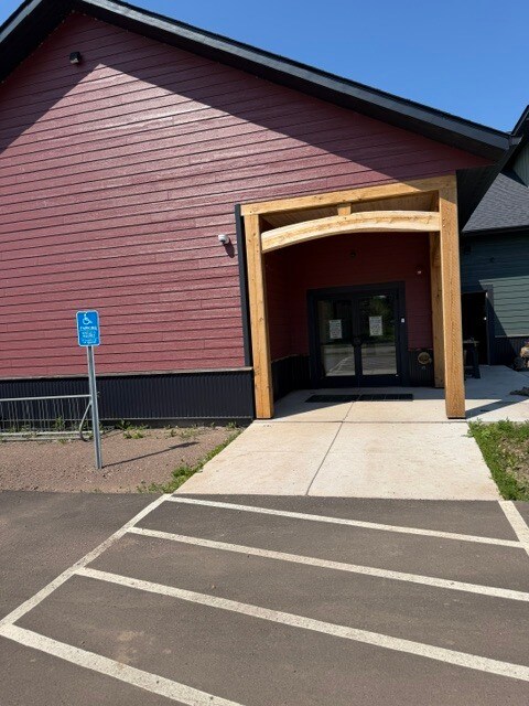 550 E. 5th st, Grand Marais, MN à louer Photo principale– Image 1 sur 4