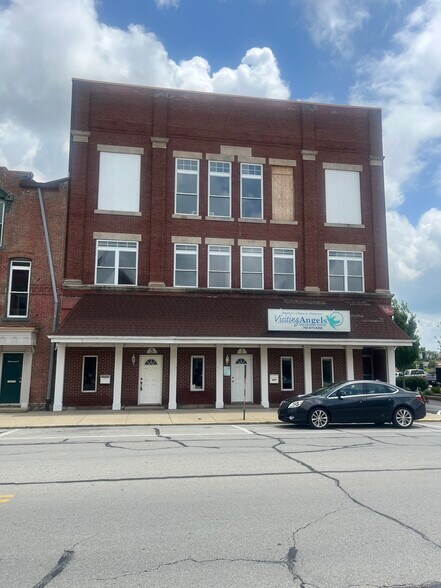 5 S Main St, Frankfort, IN à louer - Photo de l’immeuble – Image 1 sur 10