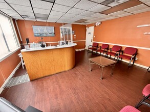 4900-4902 Bergenline Ave, Union City, NJ à louer Photo de l’immeuble– Image 2 sur 26