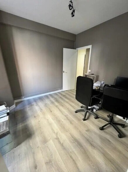 Bureau dans Paris à louer - Photo de l’immeuble – Image 3 sur 6