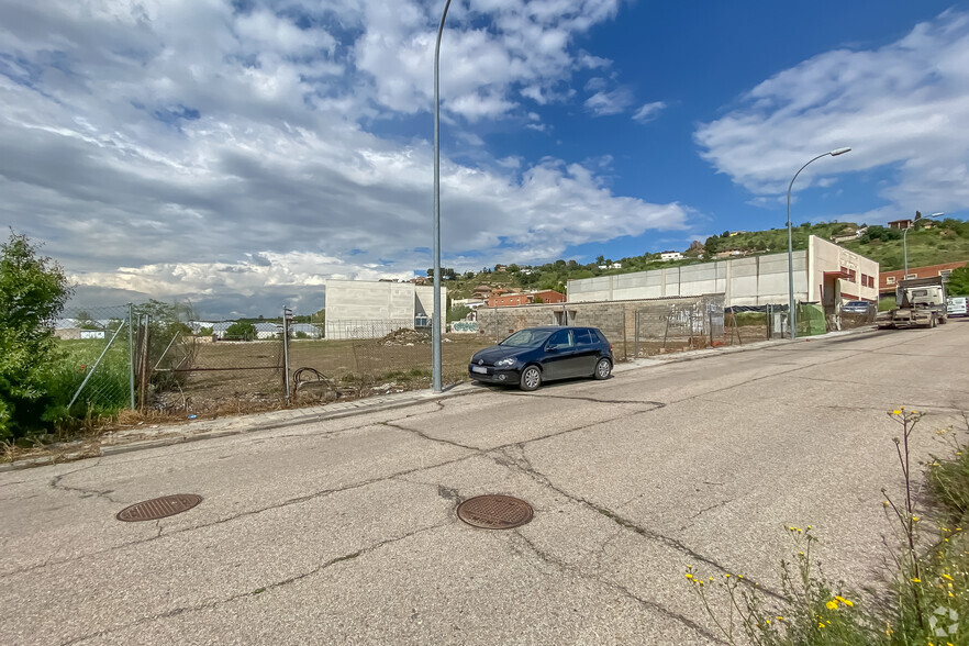 Calle De La Cuesta Carros, 26, Paracuellos de Jarama, Madrid à vendre - Photo de l’immeuble – Image 3 sur 12