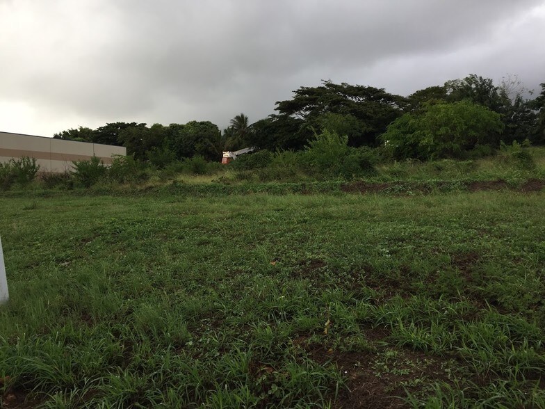 26 Laa St, Kahului, HI à vendre - Photo principale – Image 1 sur 2