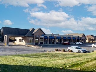 Plus de détails pour 1195 E Commerce Blvd, Slinger, WI - Local commercial à louer