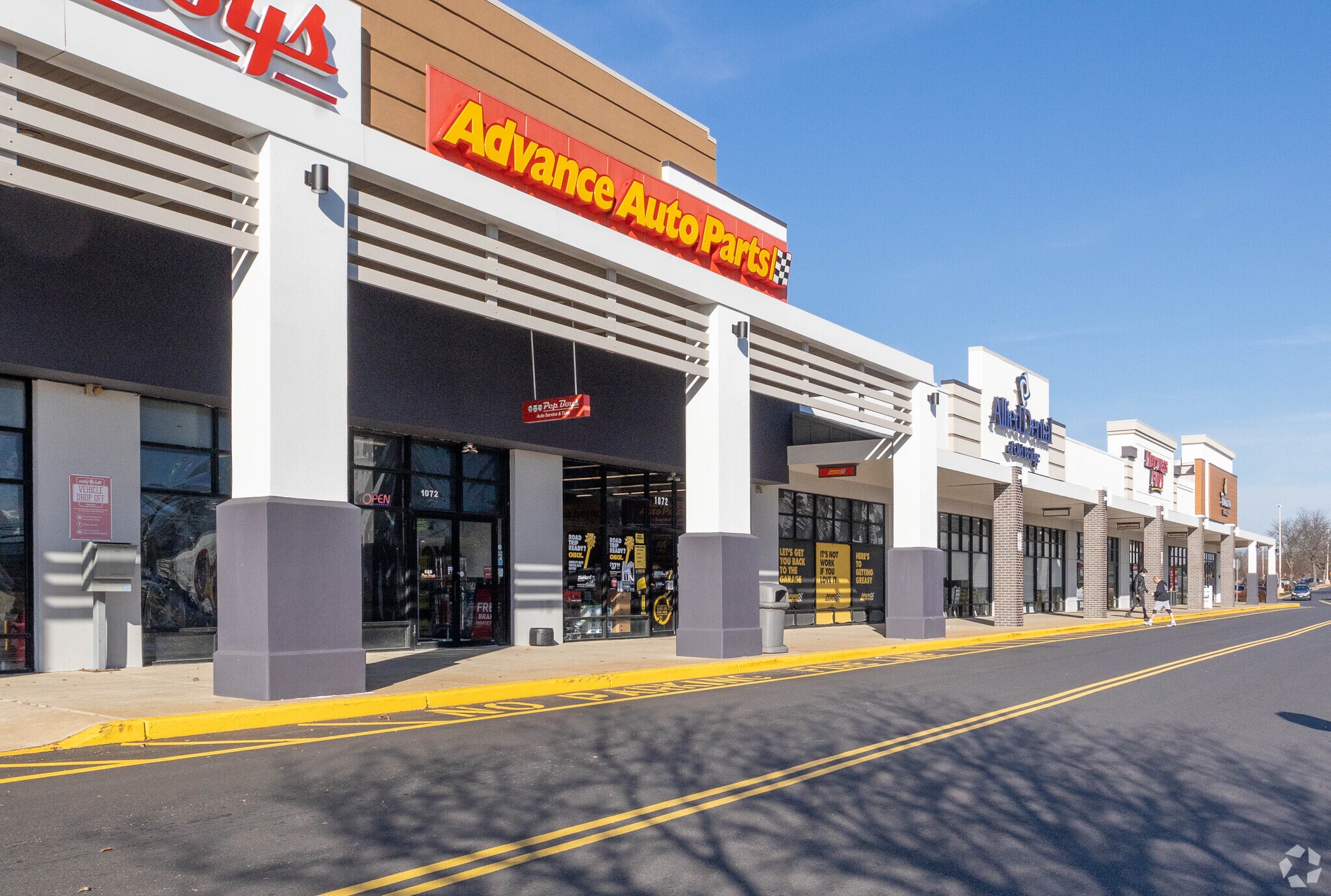 1000-1074 US Highway 9, Parlin, NJ à louer Photo principale– Image 1 sur 19