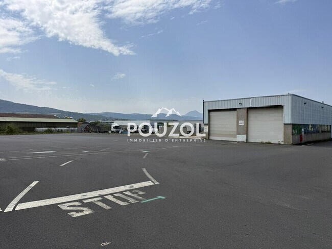 Plus de détails pour 30 Avenue D'Aubiere, Cournon-d'Auvergne - Industriel/Logistique à louer