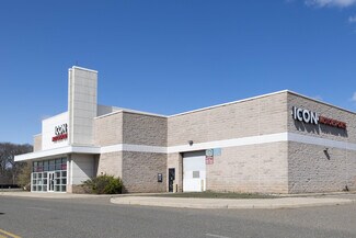 Plus de détails pour 1701 Sunrise Hwy, Bay Shore, NY - Local commercial à louer