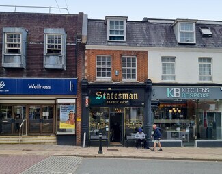 Plus de détails pour 48 London Rd, East Grinstead - Local commercial à vendre