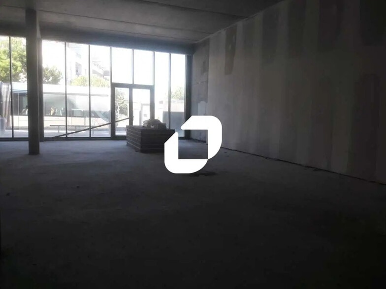 Local commercial dans Lormont à louer - Photo de l’immeuble – Image 2 sur 7