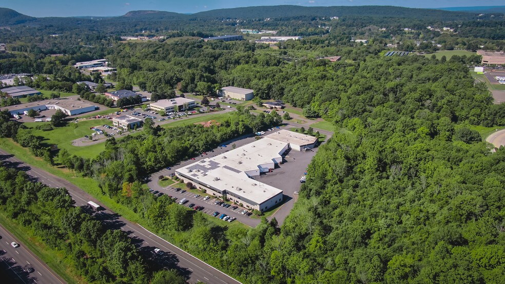 362 Industrial Park Rd, Middletown, CT à louer - Photo de l’immeuble – Image 3 sur 3