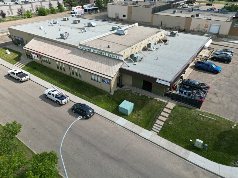 33 Blackfoot Rd, Sherwood Park, AB à vendre - Photo de l’immeuble – Image 1 sur 2