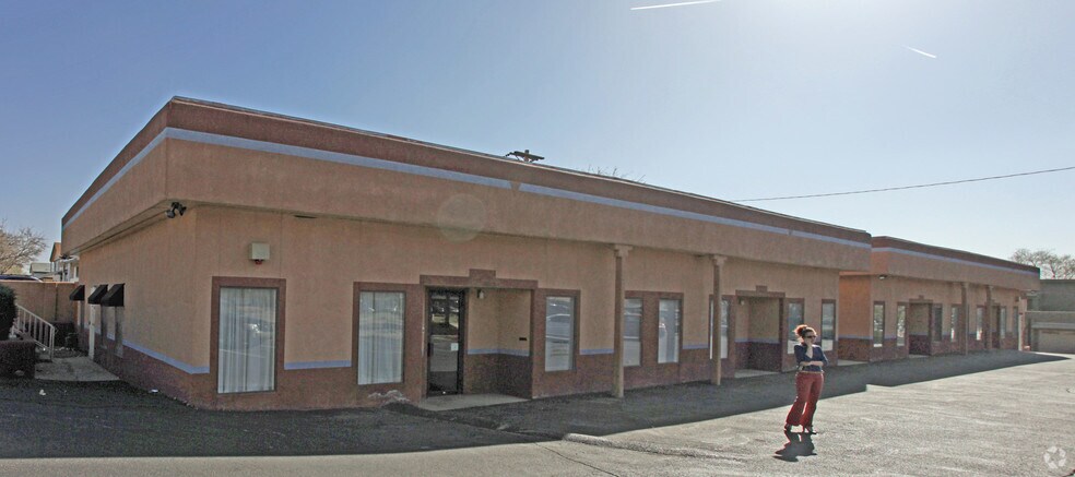 11000 Candelaria Rd NE, Albuquerque, NM à vendre - Photo de l’immeuble – Image 3 sur 7
