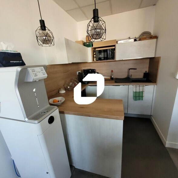 Bureau dans Boulogne-Billancourt à louer - Photo de l’immeuble – Image 2 sur 11