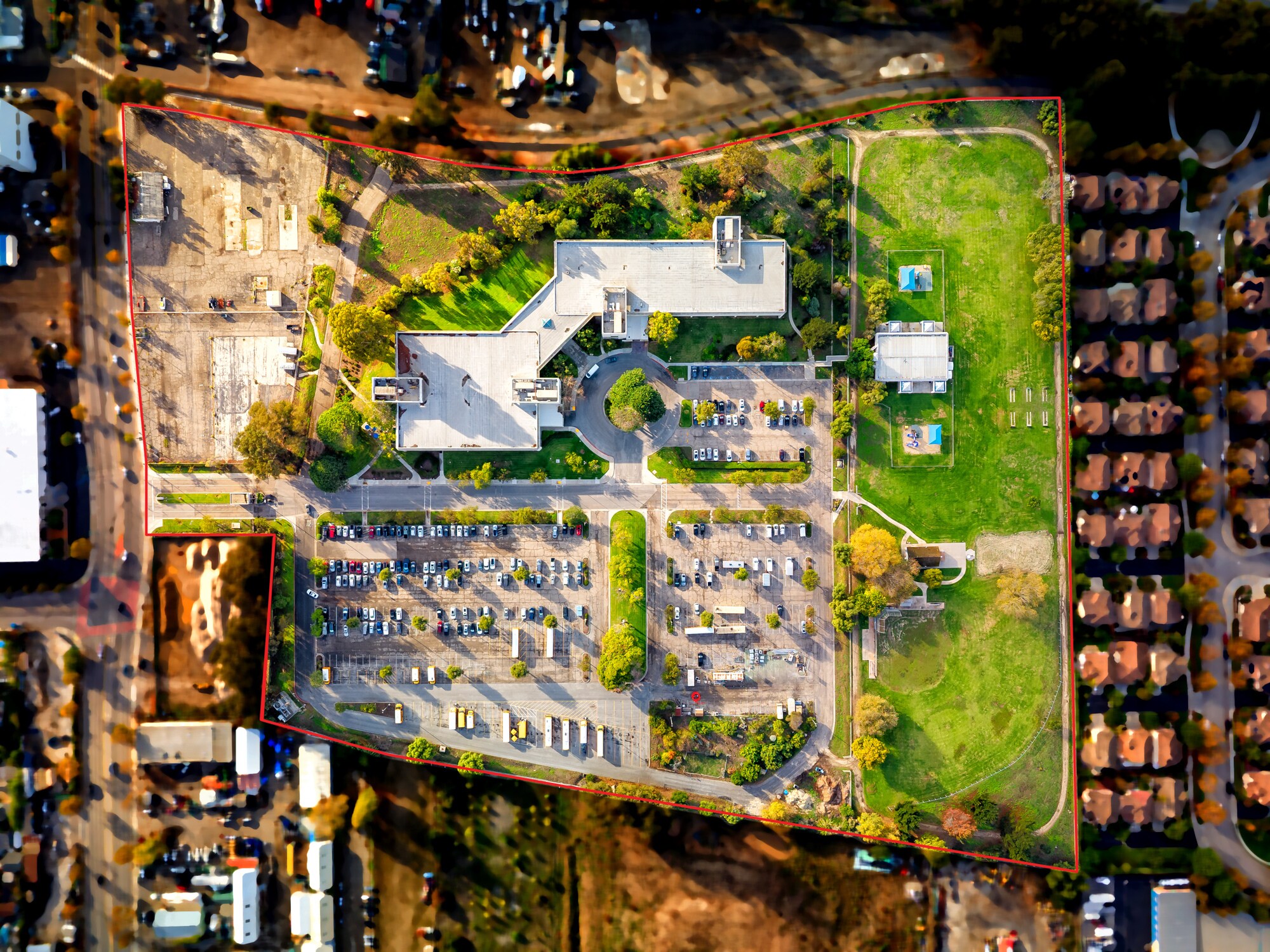 255 W Stanley Ave, Ventura, CA à vendre Photo principale– Image 1 sur 5