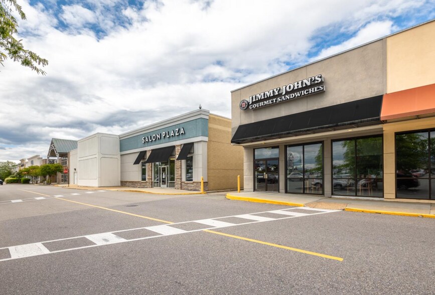 11500 Midlothian Tpke, Richmond, VA à louer - Photo de l’immeuble – Image 3 sur 32