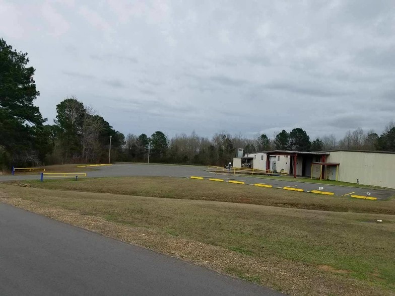 1830 N Pine St, Vivian, LA à louer - Autre – Image 3 sur 17