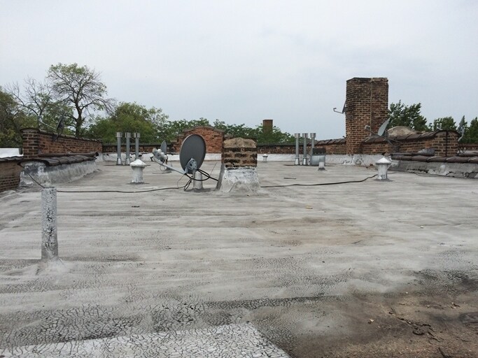 7415 S Chappel Ave, Chicago, IL à vendre - Photo de l’immeuble – Image 3 sur 10