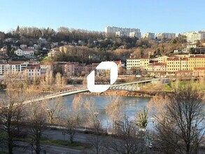 Lyon - Vue aérienne  vue de carte