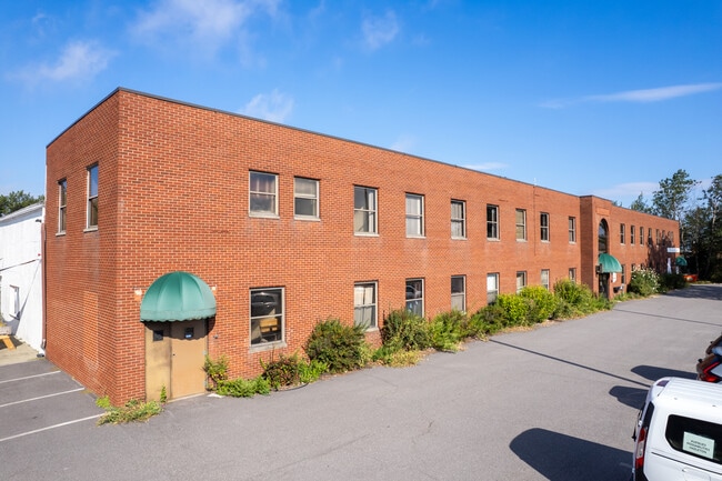 Plus de détails pour 600 S Poplar St, Hazleton, PA - Industriel/Logistique à vendre