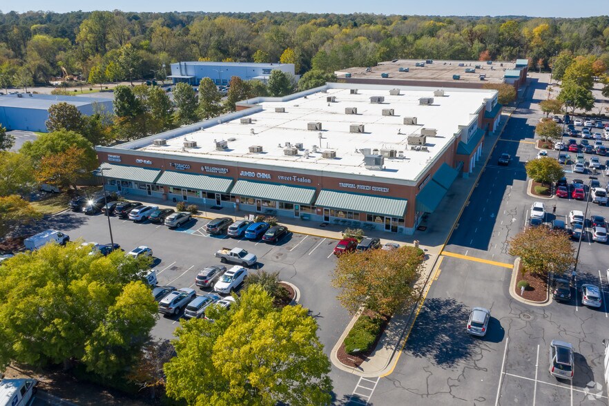 404 E Six Forks Rd, Raleigh, NC à louer - Aérien – Image 3 sur 5