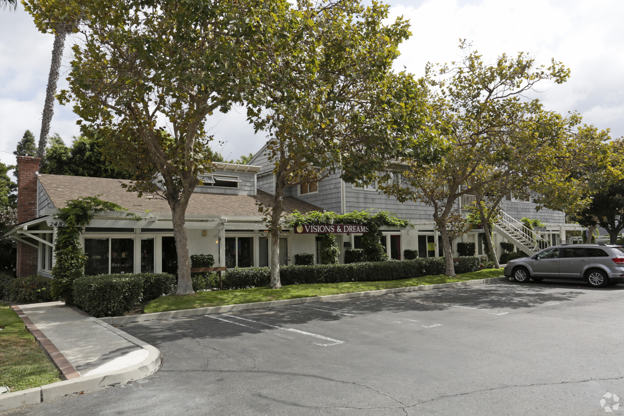 2482 Newport Blvd, Costa Mesa, CA à louer Photo principale– Image 1 sur 6