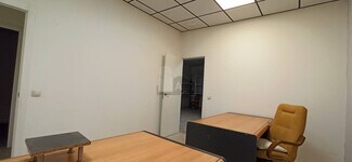 Plus de détails pour Local commercial à louer