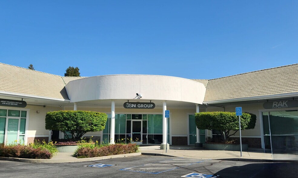 3700 Hilborn Rd, Fairfield, CA à vendre - Photo principale – Image 1 sur 20