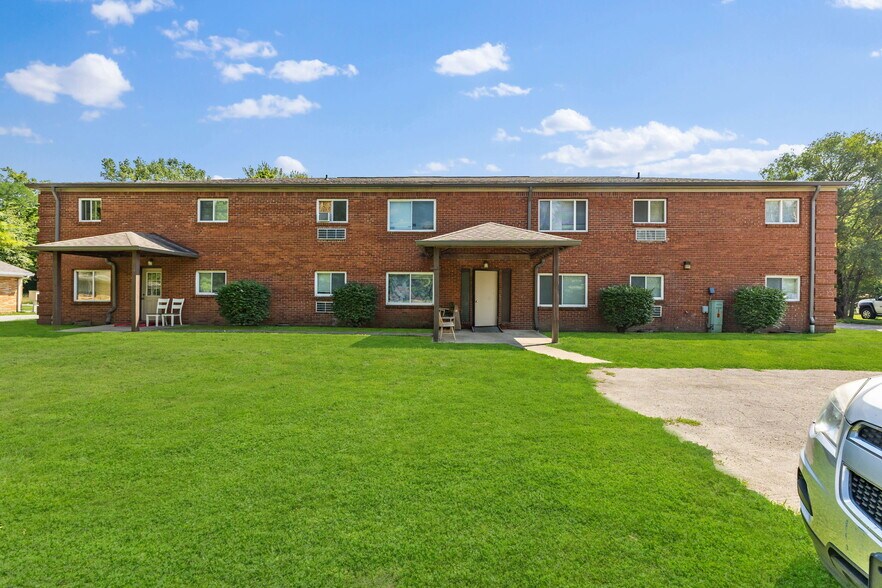 2345 Perkins Ave, Indianapolis, IN à vendre - Photo principale – Image 1 sur 3