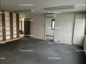 Local d'activités dans Orvault à vendre Photo intérieure– Image 1 sur 5