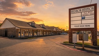 Plus de détails pour 310 N Main St, Keller, TX - Local commercial à louer