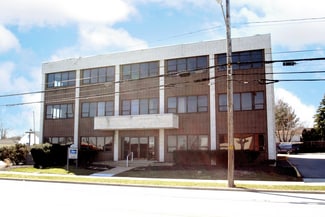 Plus de détails pour 5706 Turney Rd, Garfield Heights, OH - Bureau à louer