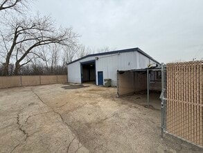 227 E Saint Charles Rd, Carol Stream, IL à louer Photo intérieure– Image 1 sur 20