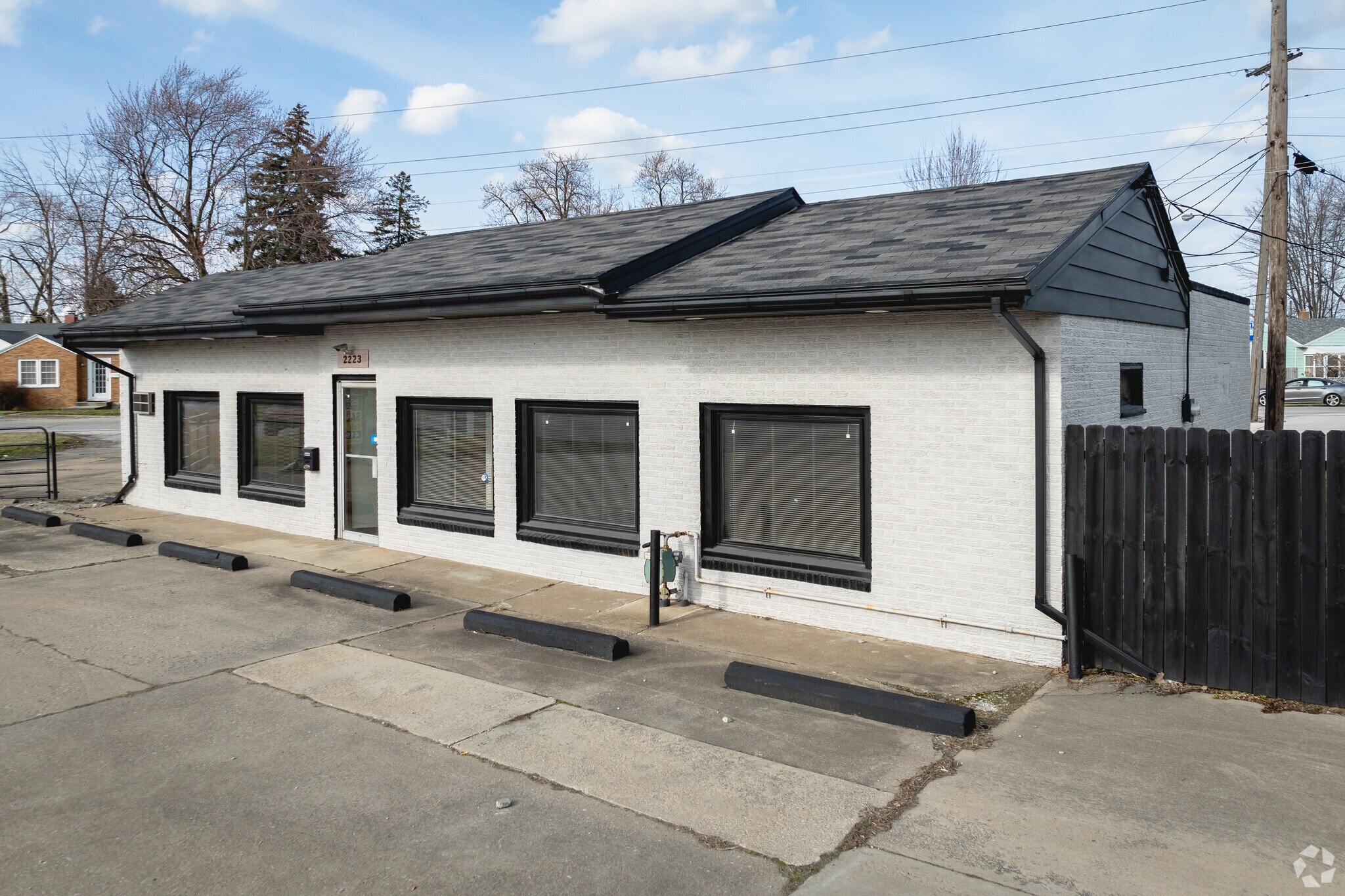 2223 Woodville Rd, Oregon, OH à louer Photo principale– Image 1 sur 5