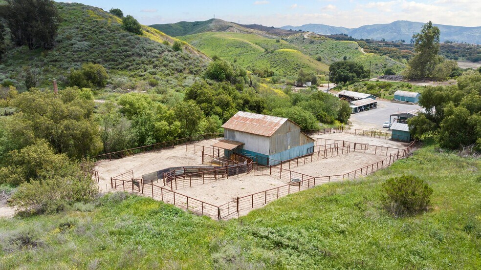 0 Dickenson Rd, Santa Paula, CA à vendre - Photo principale – Image 1 sur 8