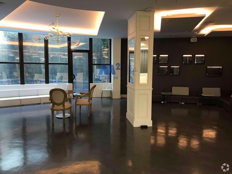 Bureau dans San Sebastián de los Reyes, Madrid à vendre - Photo de l’immeuble – Image 2 sur 8