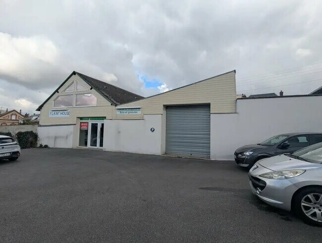 Plus de détails pour Industriel/Logistique à louer