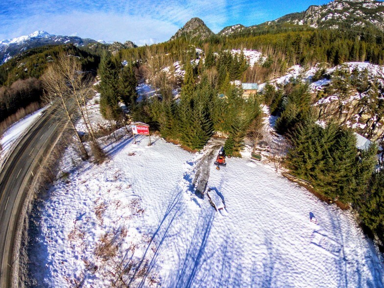 60180-60188 Highway 99, Squamish, BC à vendre - Autre – Image 2 sur 3