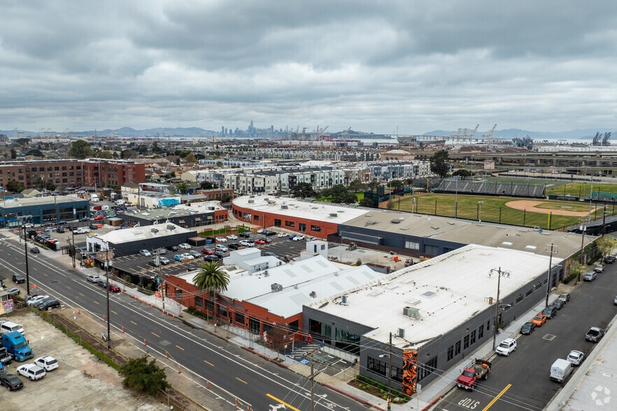 1919 Peralta St, Oakland, CA à louer - Aérien – Image 2 sur 7