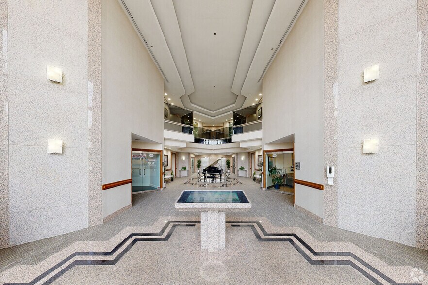 759 SW Federal Hwy, Stuart, FL à louer - Numérisation 3D Matterport – Image 2 sur 12