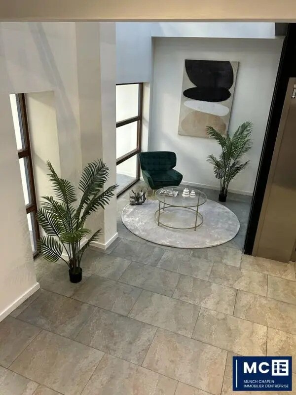 Bureau dans Strasbourg à louer Hall d’entrée– Image 1 sur 13